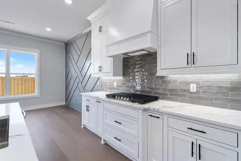 Kitchen - 311 Rainforest Loop, Centerton, AR 72719 photo 3 of 3