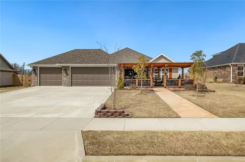302 Phyllis Farm Rd, Prairie Grove, AR 72753