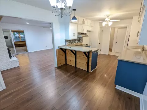 Kitchen - 2376 Mcray Ave, Springdale, AR 72762 photo 1 of 2