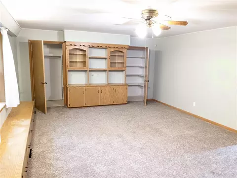 Living - 2376 Mcray Ave, Springdale, AR 72762 photo 3 of 4