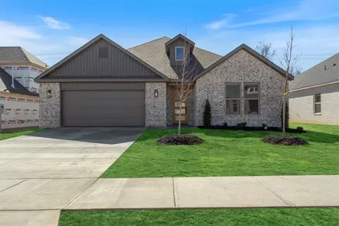 7007 SW Basswood Ave, Bentonville, AR 72713