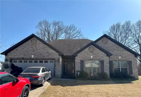 26 Thoroughbred Dr, Vilonia, AR 72173