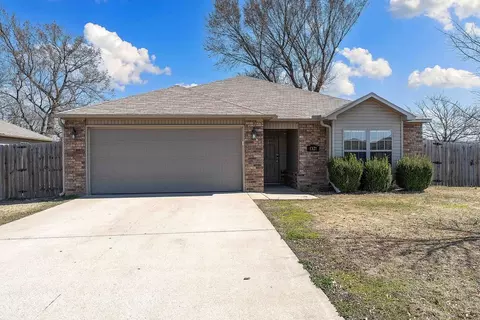 1321 Cander St, Springdale, AR 72764