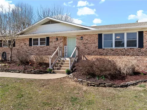 1008 Eugene St, Harrison, AR 72601