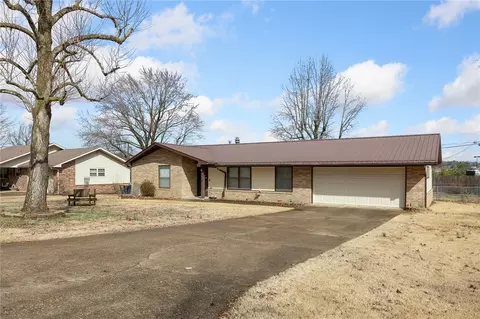 109 Cardinal, Harrison, AR 72601