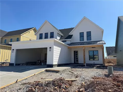 6111 S 41st St, Rogers, AR 72758