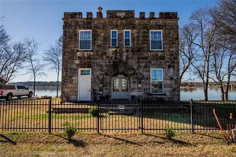 209 River St, Ozark, AR 72949 photo 2