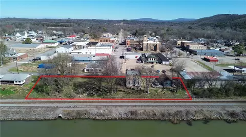 209 River St, Ozark, AR 72949 photo 5