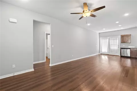Living - 241 Williams Ct, Centerton, AR 72719 photo 4 of 4