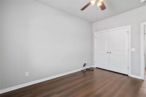 Bedroom - 241 Williams Ct, Centerton, AR 72719 photo 4 of 5