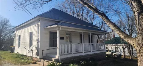 416 Walnut St, Harrison, AR 72601