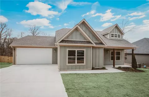 9 Beaty Ln, Bella Vista, AR 72715