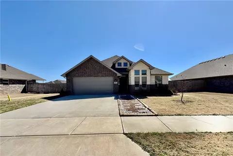 631 Braeburn Ct, Bentonville, AR 72712