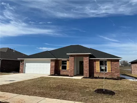 804 Picard Ave, Lowell, AR 72745