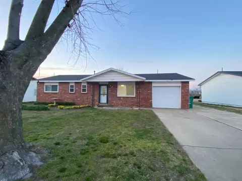 1313 Margaret Pl, Rogers, AR 72756