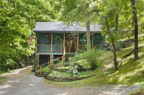 1 Frisco St, Eureka Springs, AR 72632