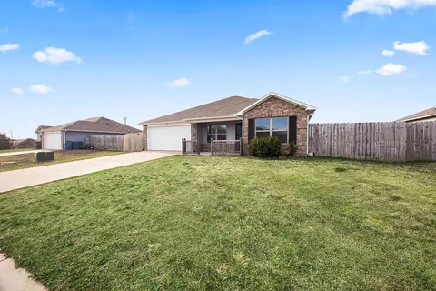 705 NW 70th Ave, Bentonville, AR 72713