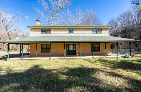 22965 Davis Valley Rd, Gentry, AR 72734