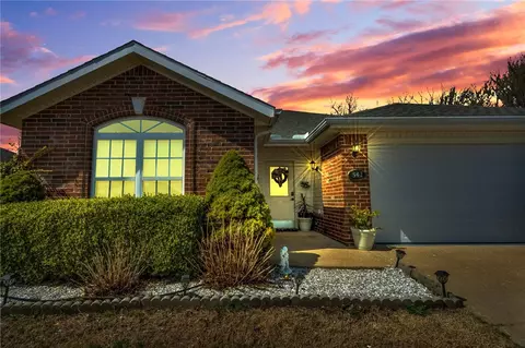 541 Spicewood Trl, Centerton, AR 72719