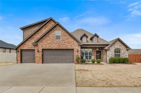 4200 SW Flagstone Blvd, Bentonville, AR 72712