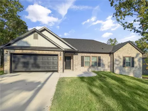 58 Carrick Dr, Bella Vista, AR 72715