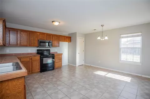 441 Sigel Trl, Centerton, AR 72719 photo 6