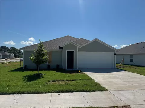 431 Raegan St, Prairie Grove, AR 72753