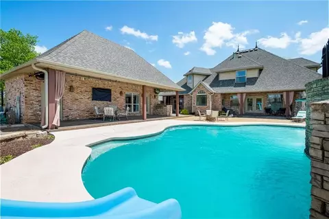 11523 Frisco Dr, Farmington, AR 72730