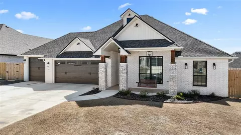 1907 Higgins, Pea Ridge, AR 72751