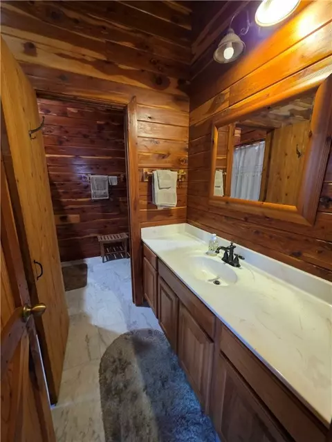 Bath - 46 Nc 1902, Compton, AR 72624 photo 3 of 4