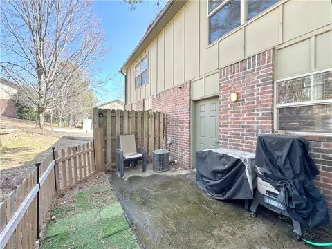 Exterior - 2212 Ellington Dr #E, Springdale, AR 72762 photo 3 of 5