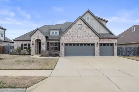 1504 Ridgewood Ave, Lowell, AR 72745