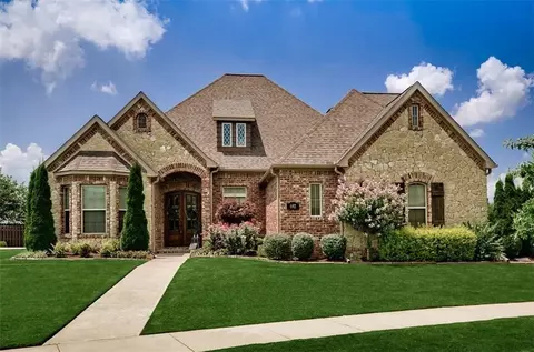 692 Clinton Cir, Springdale, AR 72762