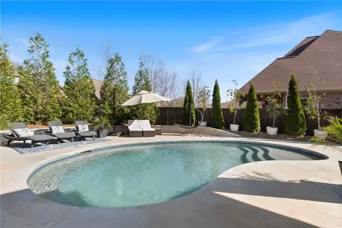 4801 Newcastle Rd, Bentonville, AR 72713