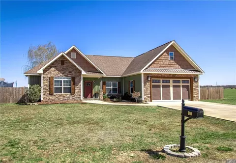 580 S Ezell Dr, Kansas, OK 74347