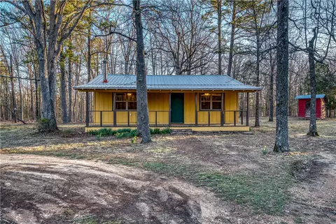 4020 S Mountain Rd, Marshall, AR 72650