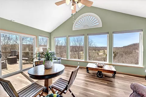 17 May Ln, Bella Vista, AR 72715