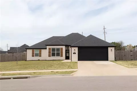 362 W Canada Dr, Farmington, AR 72730
