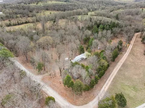 292 Marion County 4016, Yellville, AR 72687