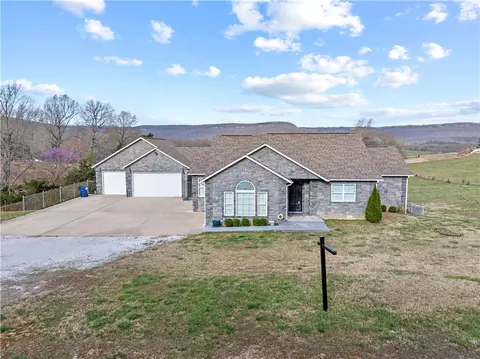 Exterior - 8472 Fork Creek Rd, Harrison, AR 72601 photo 1 of 5