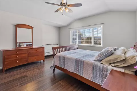 Bedroom - 8472 Fork Creek Rd, Harrison, AR 72601 photo 2 of 4