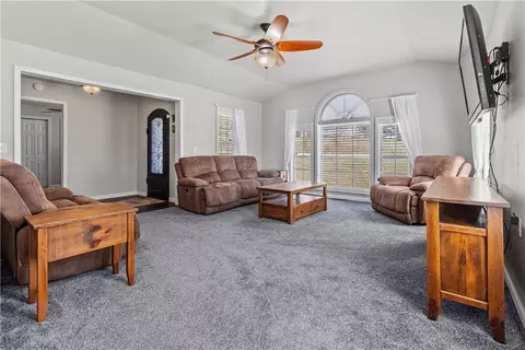 Living - 8472 Fork Creek Rd, Harrison, AR 72601 photo 1 of 5