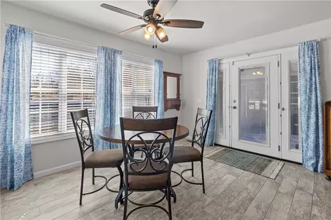 Dining - 8472 Fork Creek Rd, Harrison, AR 72601 photo 2 of 3