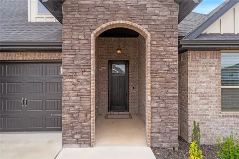 1411 Ocean Dr, Centerton, AR 72719 photo 3