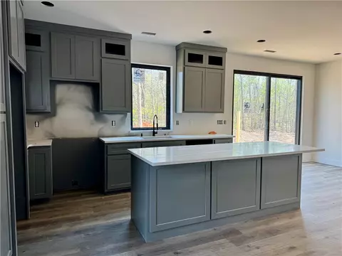 1 Dumfries Cir, Bella Vista, AR 72715