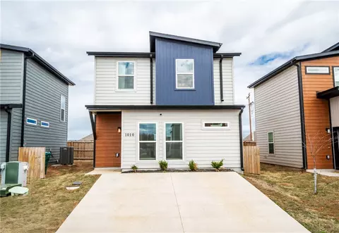 1010 Boardwalk Ave, Bentonville, AR 72713