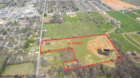 Davis, Pea Ridge, AR 72751