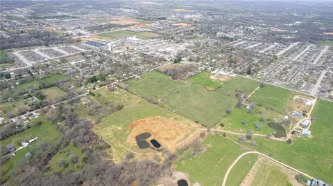 Davis, Pea Ridge, AR 72751 photo 5