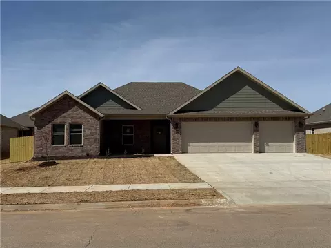 97 N Adler Ave, Farmington, AR 72730