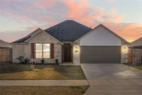 276 S Amber Dawn Ave, Farmington, AR 72730